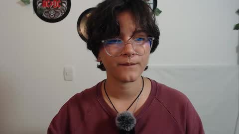 Sophie online show from October 1, 4:28 am