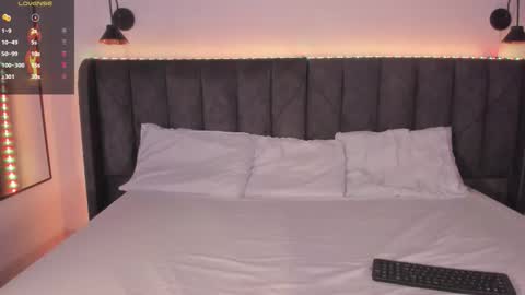 sophie_smith19 online show from November 26, 2:18 pm