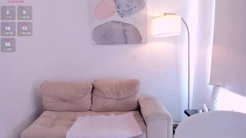 Sophie online show from September 19, 6:18 pm