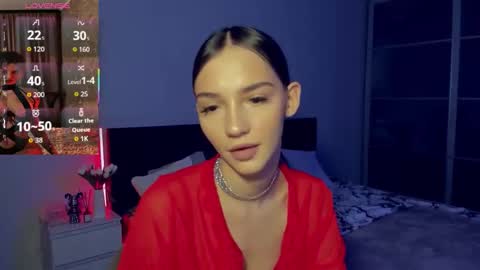 Sophie online show from November 30, 11:47 am