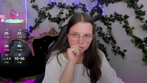 sophieedreams online show from September 25, 2:49 pm