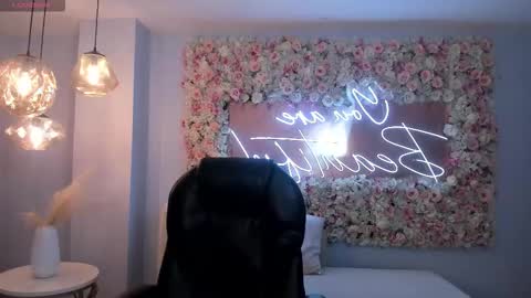 Sophie online show from February 11, 4:47 am