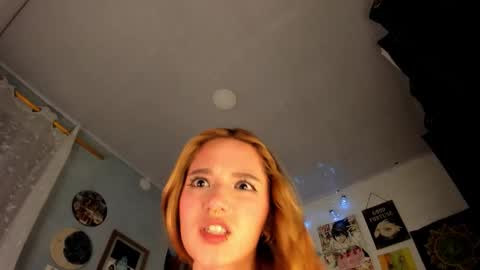 Sophie online show from January 16, 4:52 am