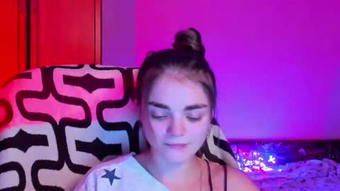 Sophie and my bestie Mandy    online show from January 9, 3:05 pm