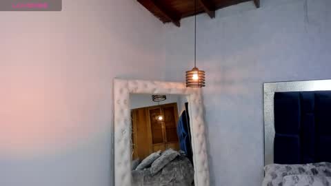 sophi online show from February 12, 7:45 pm