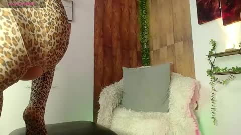 greeicy online show from June 2, 4:57 am