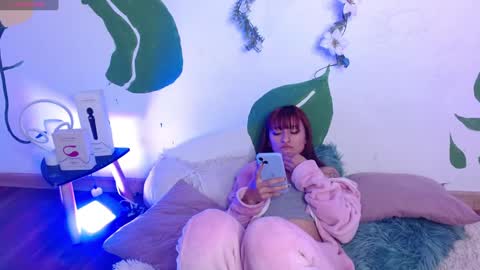      online show from February 5, 7:07 am