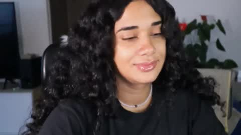 You want to talk to me more personal follow me in My Channel VIP  50 the discount       online show from September 27, 10:55 am