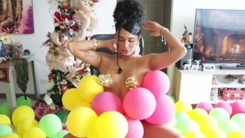 You want to talk to me more personal follow me in My Channel VIP  50 the discount       online show from December 24, 7:55 pm