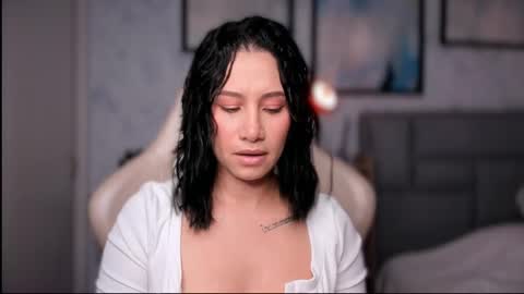 brisa  s online show from March 20, 2:55 pm