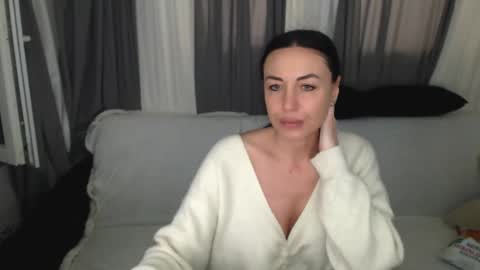 Carla online show from February 5, 3:48 pm