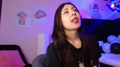 scarlett online show from November 6, 2:01 pm