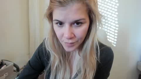 FREE ONLY FANSy online show from December 7, 12:56 pm