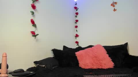 EMMA online show from February 12, 3:07 am