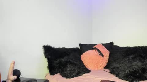 EMMA online show from March 1, 7:08 am