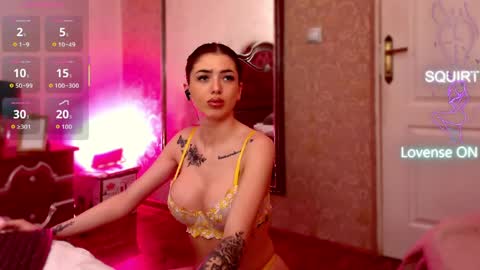 Stacy online show from April 2, 10:29 pm