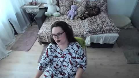 Kim online show from October 16, 7:44 am