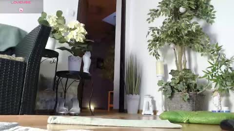 Monica online show from March 8, 5:14 am