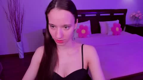 StaceyCutie online show from April 18, 10:20 pm