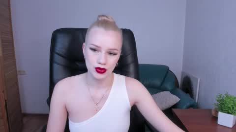 Stacy Western online show from February 12, 1:46 pm