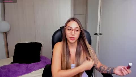 Stacy Conner online show from January 8, 7:51 pm