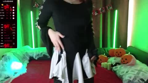 stagedjudging online show from October 26, 6:42 am