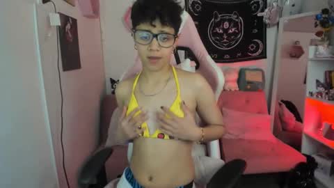 Star Scar online show from April 19, 5:29 am