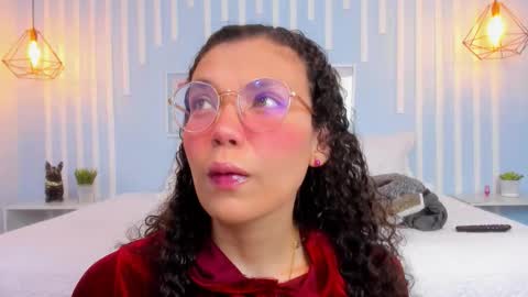 Stark Jones online show from October 5, 1:49 pm