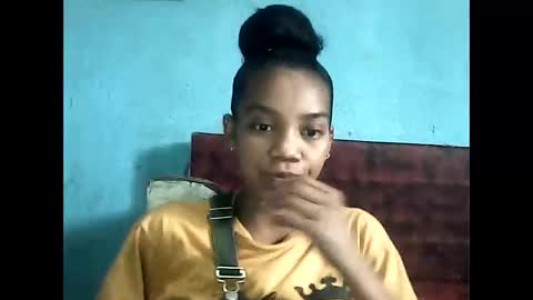 Snapshot of stecimalicia chatting on October 23, 7:58 am Malicia online show from October 23, 7:58 am