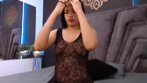 Stefany Brown online show from March 4, 11:29 am