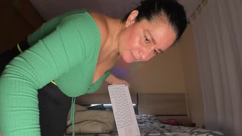 stefany online show from February 23, 5:41 am