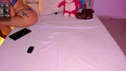 steffany_lopez_ online show from September 10, 6:19 pm