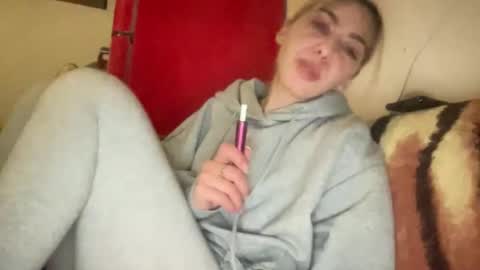 stefy_glow online show from February 25, 8:00 pm