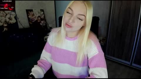 Stella  Cox online show from October 30, 6:27 am