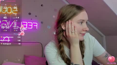 Stella online show from April 11, 7:45 am