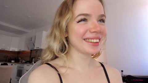 Asella online show from March 9, 9:46 am