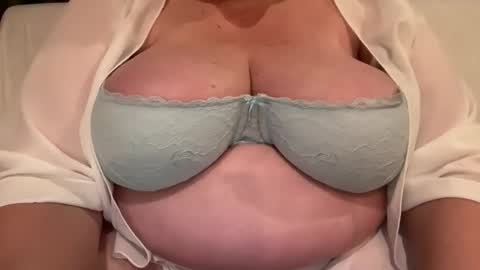 stellaaltamarea online show from November 26, 9:49 pm