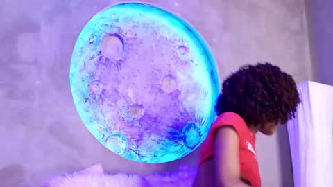 S T E L L A online show from October 11, 11:40 pm