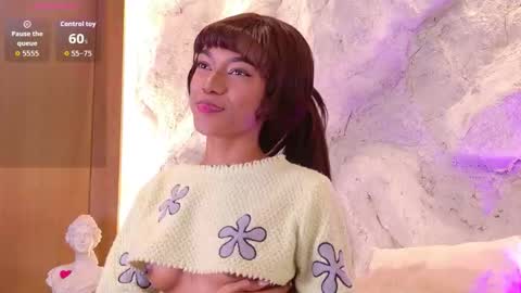 S T E L L A online show from March 14, 11:50 pm