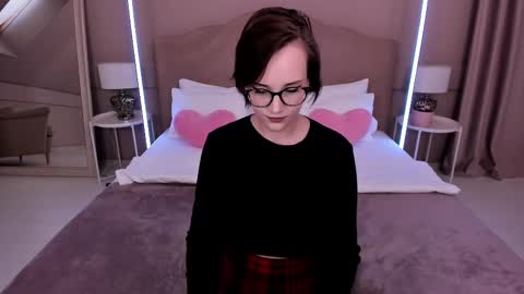 Stella online show from February 13, 5:37 am