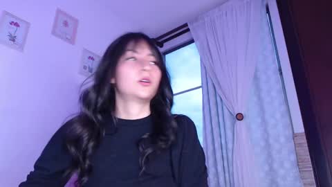 Snapshot of step_daughter_ chatting on March 6, 11:20 pm MIA online show from March 6, 11:20 pm