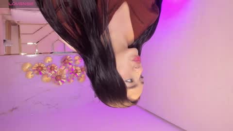 Snapshot of stephania_diamond chatting on March 4, 2:06 am         online show from March 4, 2:06 am