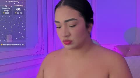 Snapshot of stephania_diamond chatting on January 5, 4:25 am         online show from January 5, 4:25 am