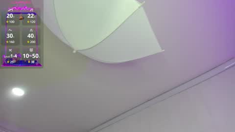 Snapshot of stephania_diamond chatting on February 8, 2:26 am         online show from February 8, 2:26 am