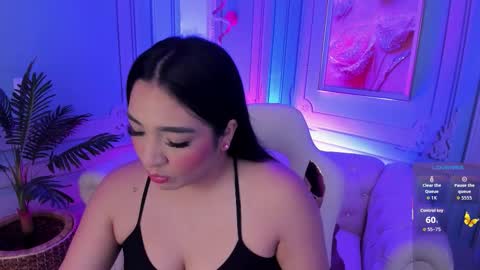 Snapshot of stephania_diamond chatting on October 16, 2:47 am         online show from October 16, 2:47 am