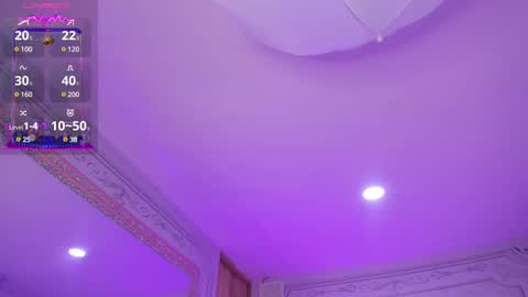 Snapshot of stephania_diamond chatting on February 21, 2:28 am         online show from February 21, 2:28 am