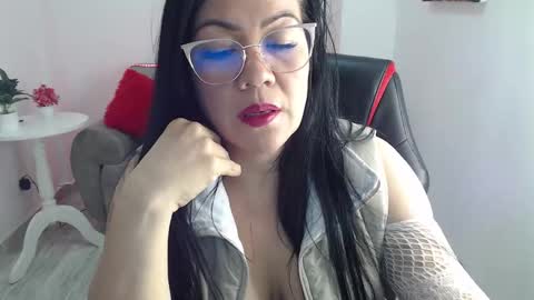 Snapshot of stephania_evanss chatting on October 20, 11:19 pm Stefania online show from October 20, 11:19 pm