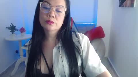 Snapshot of stephania_evanss chatting on October 24, 12:50 am Stefania online show from October 24, 12:50 am