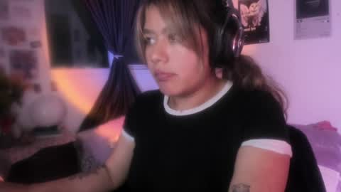 Stephanie  online show from March 31, 3:50 am