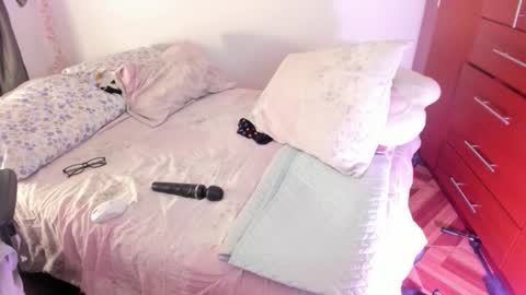 Stephanie  online show from November 21, 4:25 am